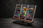 TCG Booster Pack Ständer – OneTouch Display, personalisierbar