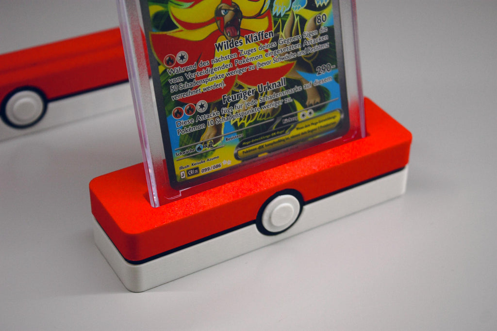 Pokeball Ständer für Sammelkarten – Toploader & One Touch